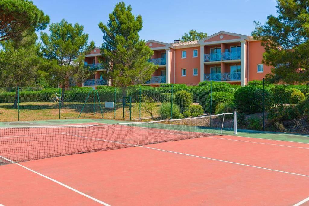 Appartement T2 dans résidence avec piscine et tennis Saint-Raphaël Exterior foto
